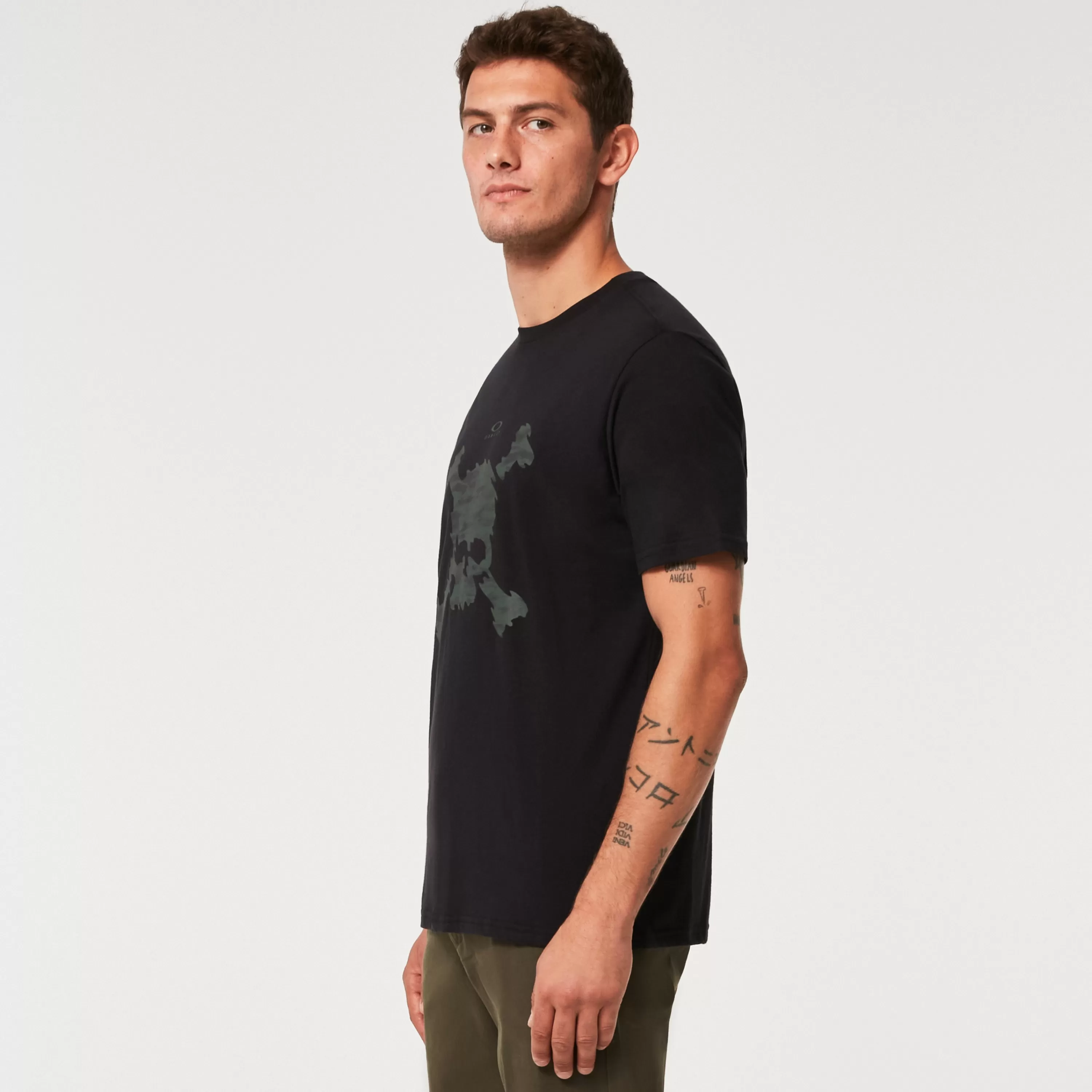 Mens Oakley Camo Skull Tee