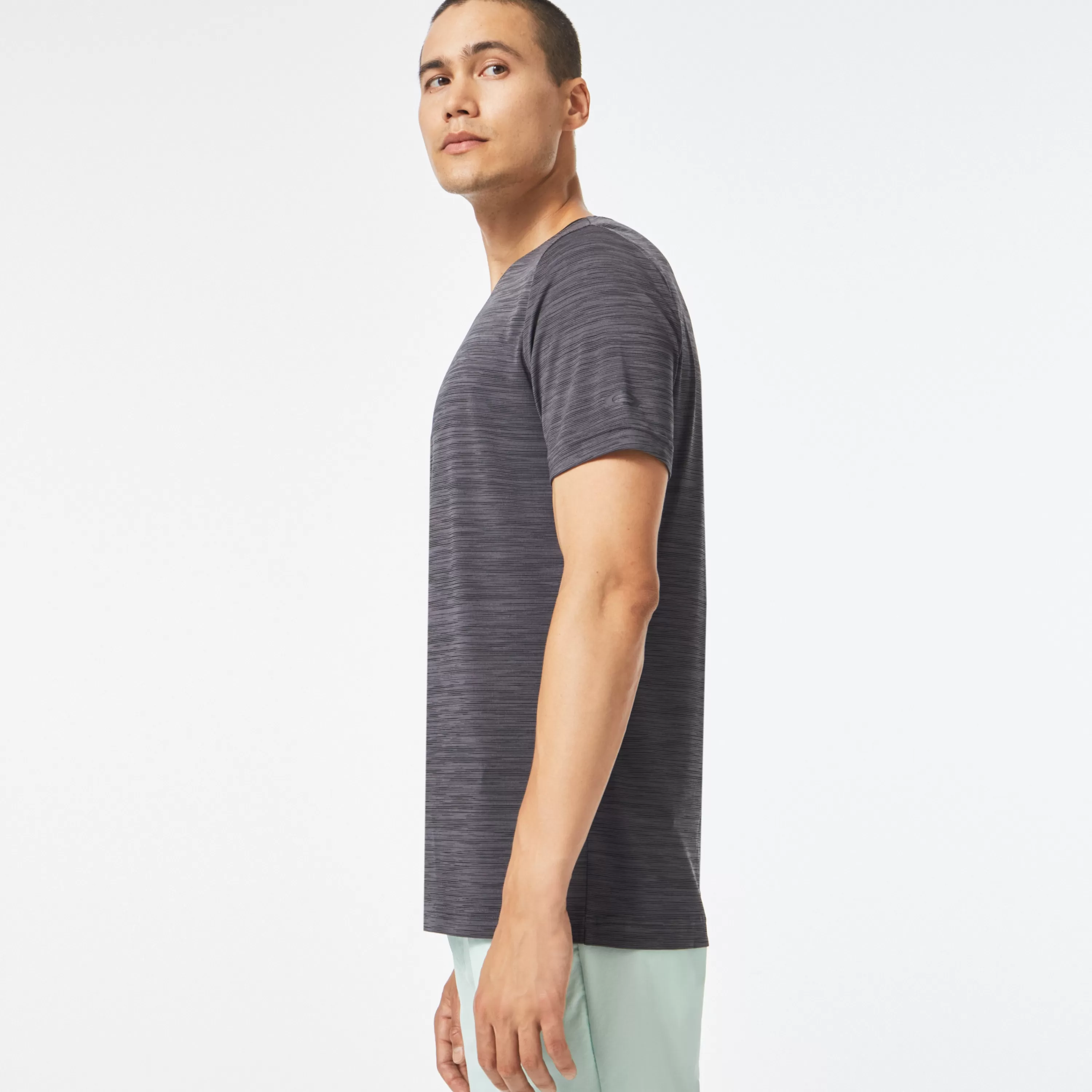 Mens Oakley Gravity Range Tee