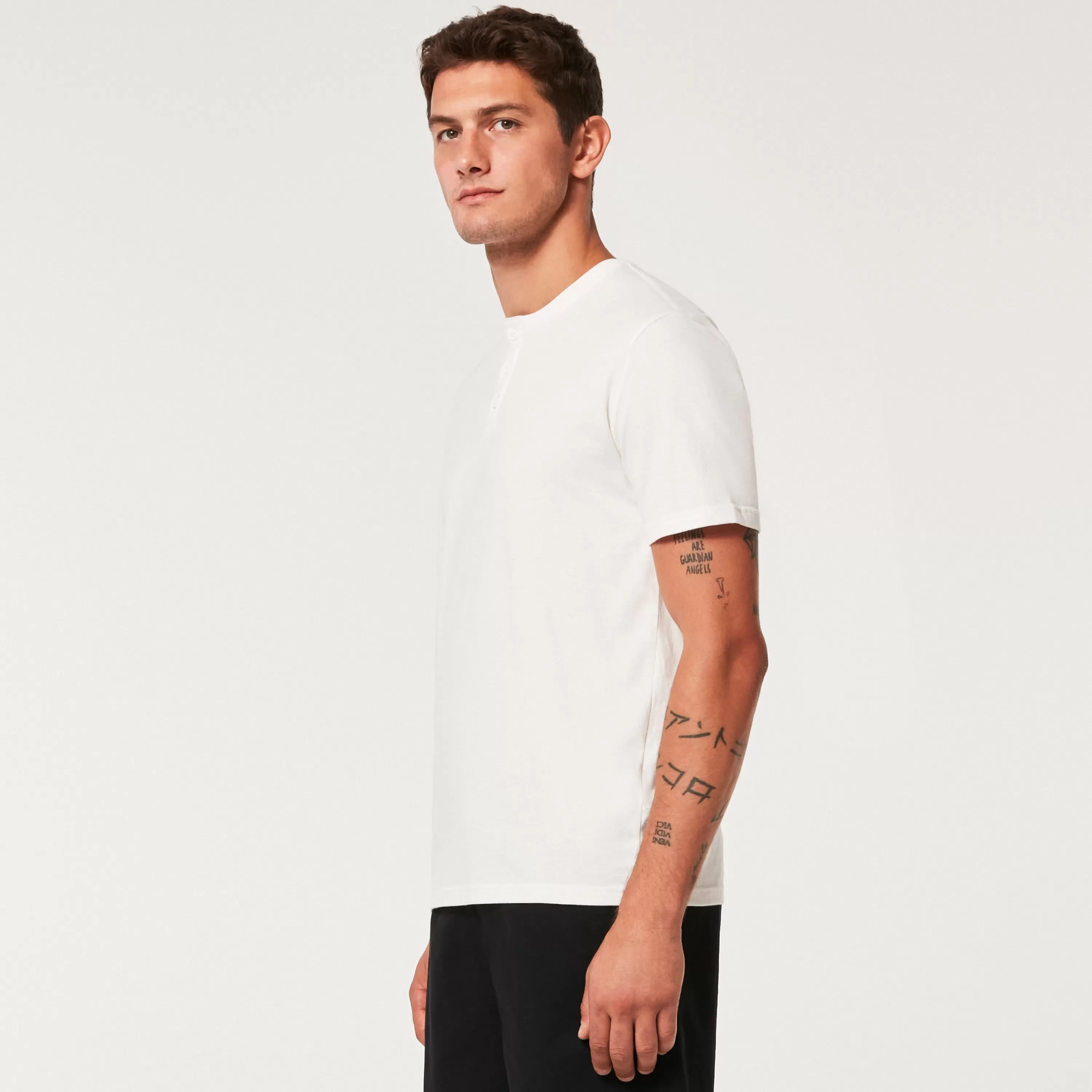 Mens Oakley Relax Henley Tee